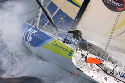 sailing-pre-vendee-globe-2012-penmarch-fra-24-09-2012-photo-jean-marie-liot-dppi-vendee-globe-macif-skipper-f-r-644-0